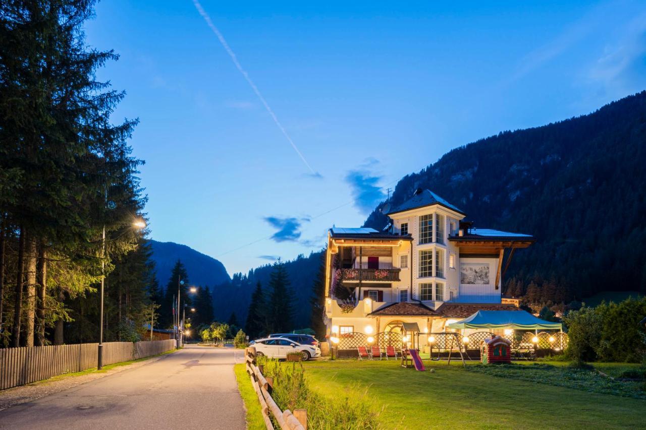 Chalet Pineta Relax Location Канацеи Экстерьер фото