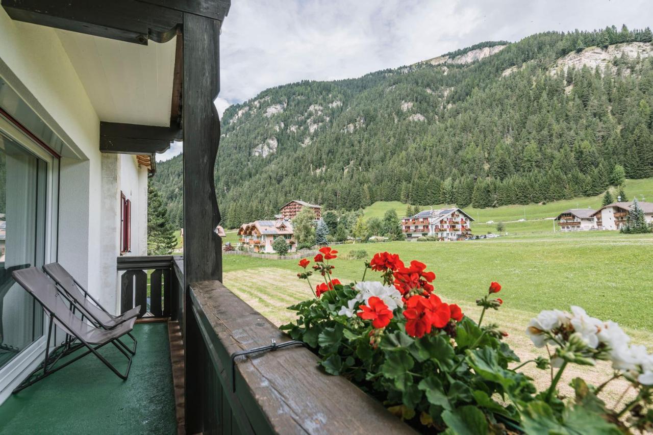 Chalet Pineta Relax Location Канацеи Экстерьер фото